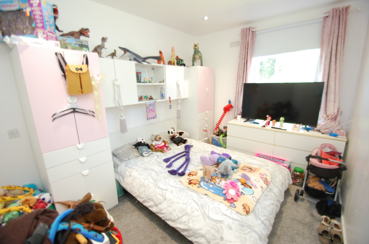 3 bed flat for sale in Neilsland Oval, Glasgow  - Property Image 8