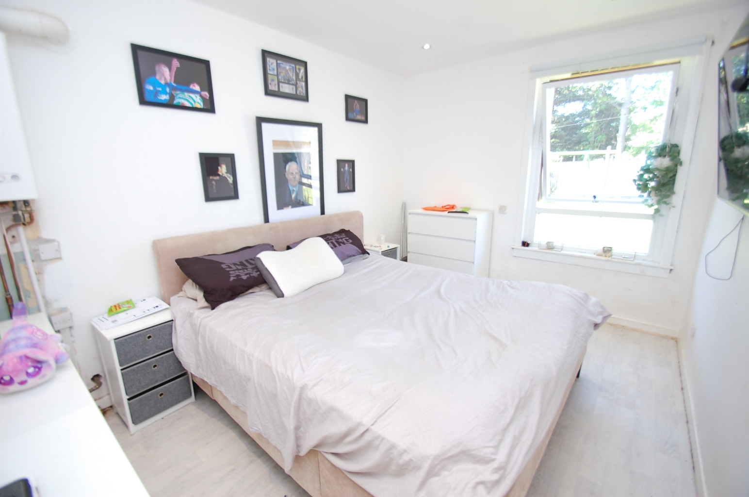 3 bed flat for sale in Neilsland Oval, Glasgow  - Property Image 6