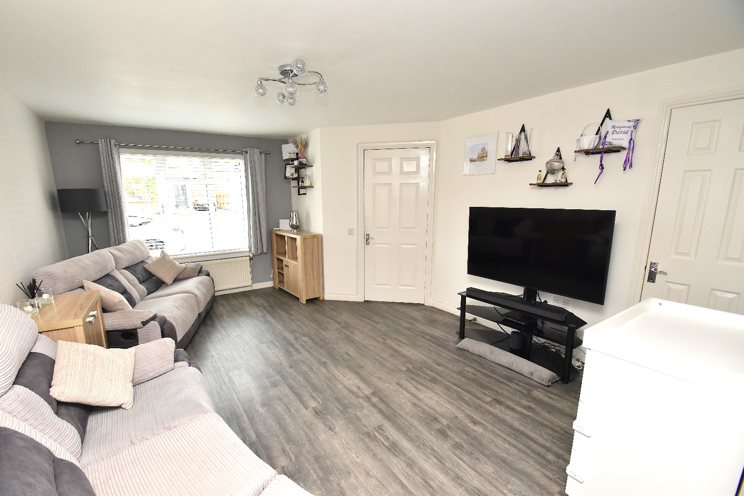 3 bed semi-detached house for sale in Whinhill Gardens, Glasgow  - Property Image 2