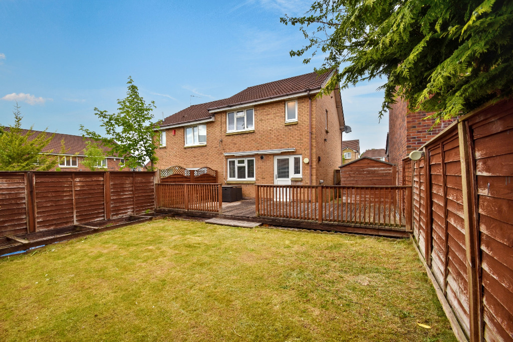 3 bed semi-detached house for sale in Whinhill Gardens, Glasgow  - Property Image 17