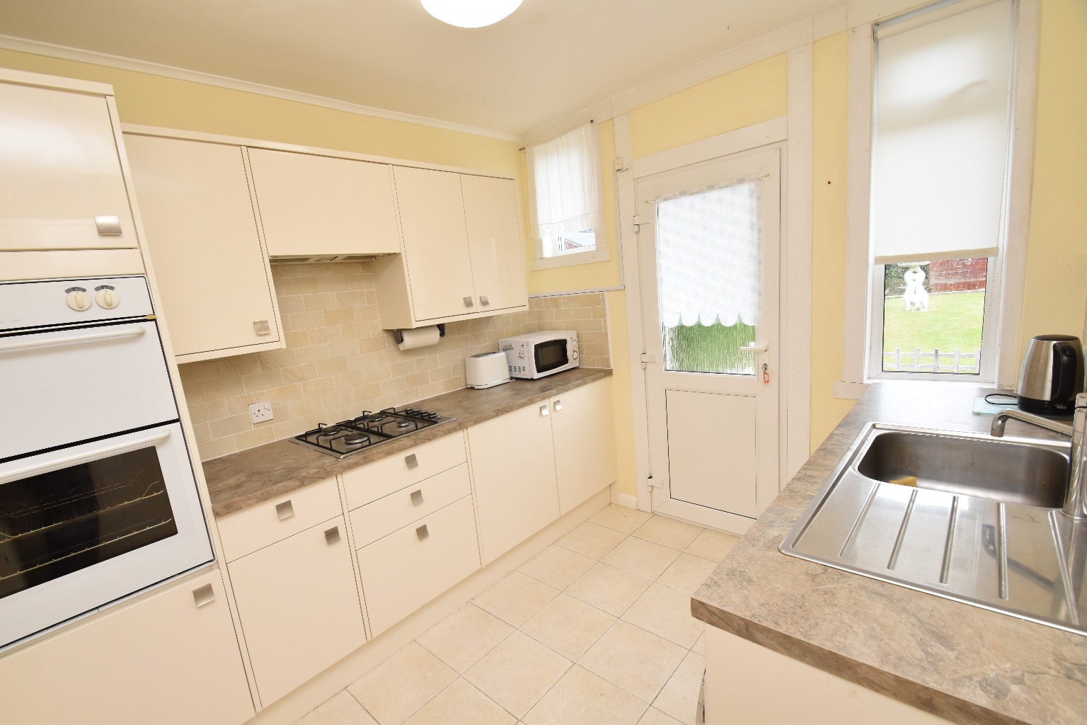 2 bed flat for sale in Fendoch Street, Glasgow  - Property Image 4