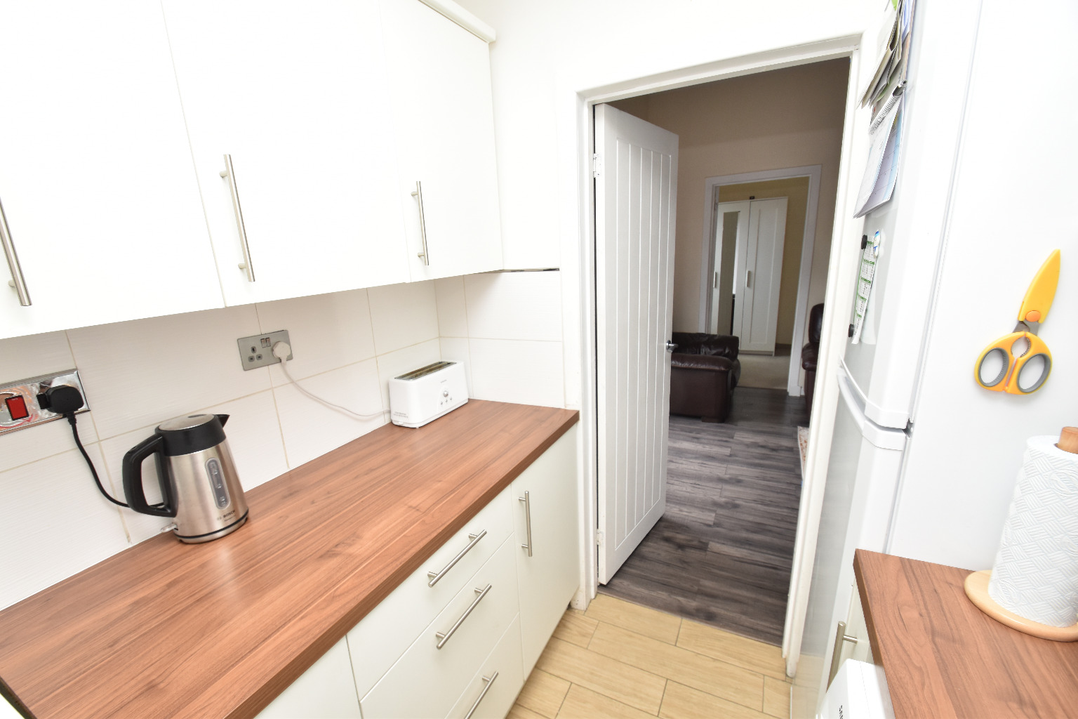 3 bed flat for sale in Dryburn Avenue, Glasgow  - Property Image 5