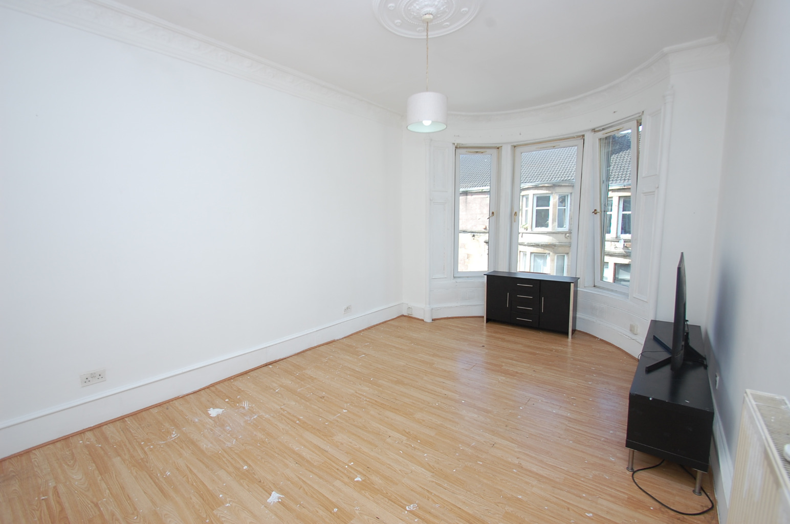 2 bed flat for sale in Kirkwood Street, Glasgow  - Property Image 3