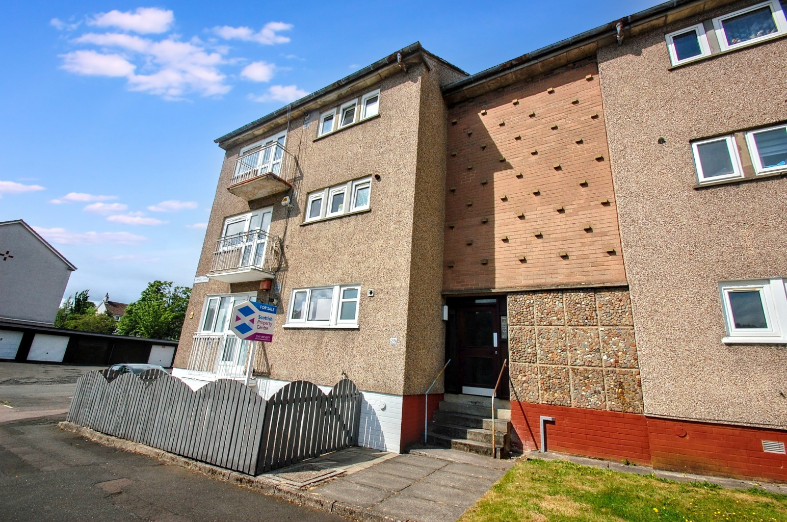 2 bed flat for sale in Kinnell Crescent, Glasgow  - Property Image 1