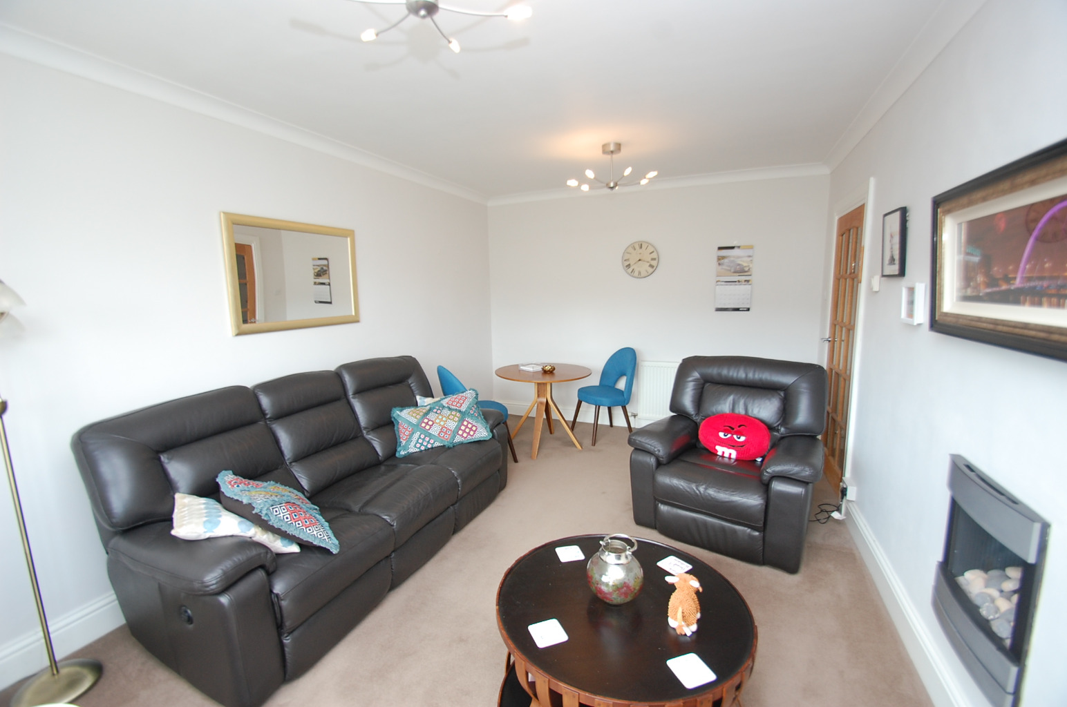 2 bed flat for sale in Kinnell Crescent, Glasgow  - Property Image 5
