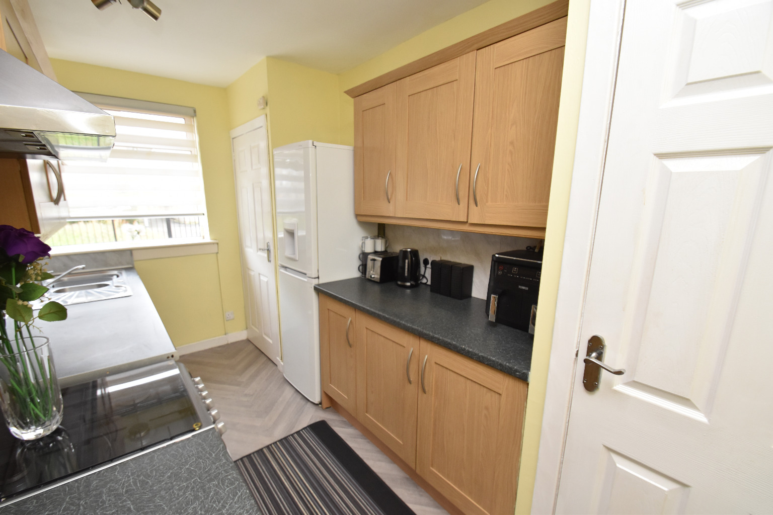 2 bed flat for sale in Hatton Gardens, Glasgow  - Property Image 5