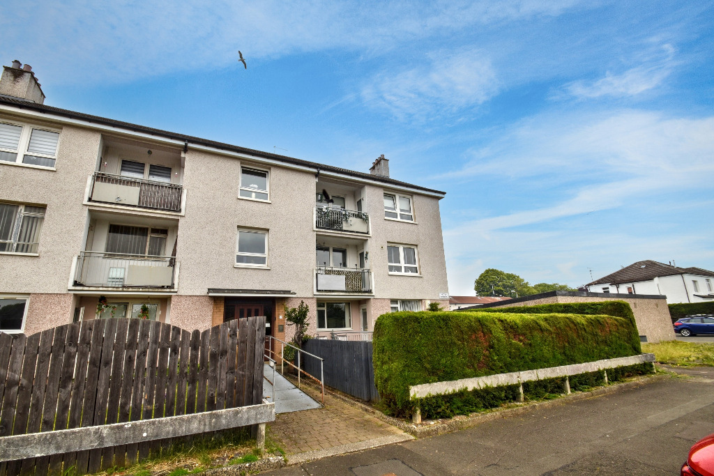 2 bed flat for sale in Hatton Gardens, Glasgow  - Property Image 1