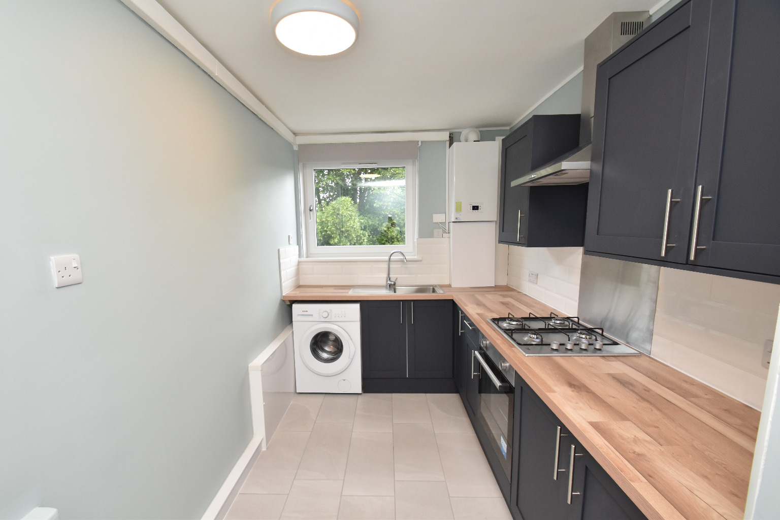 2 bed flat for sale in Tarfside Gardens, Glasgow  - Property Image 5