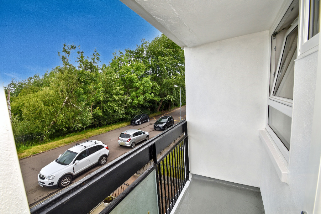 2 bed flat for sale in Tarfside Gardens, Glasgow  - Property Image 15