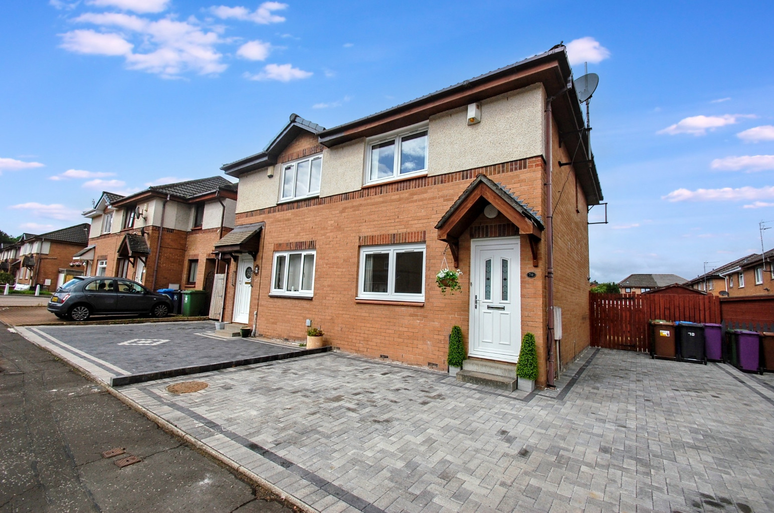 2 bed semi-detached house for sale in Ben Vorlich Drive, Glasgow - Property Image 1
