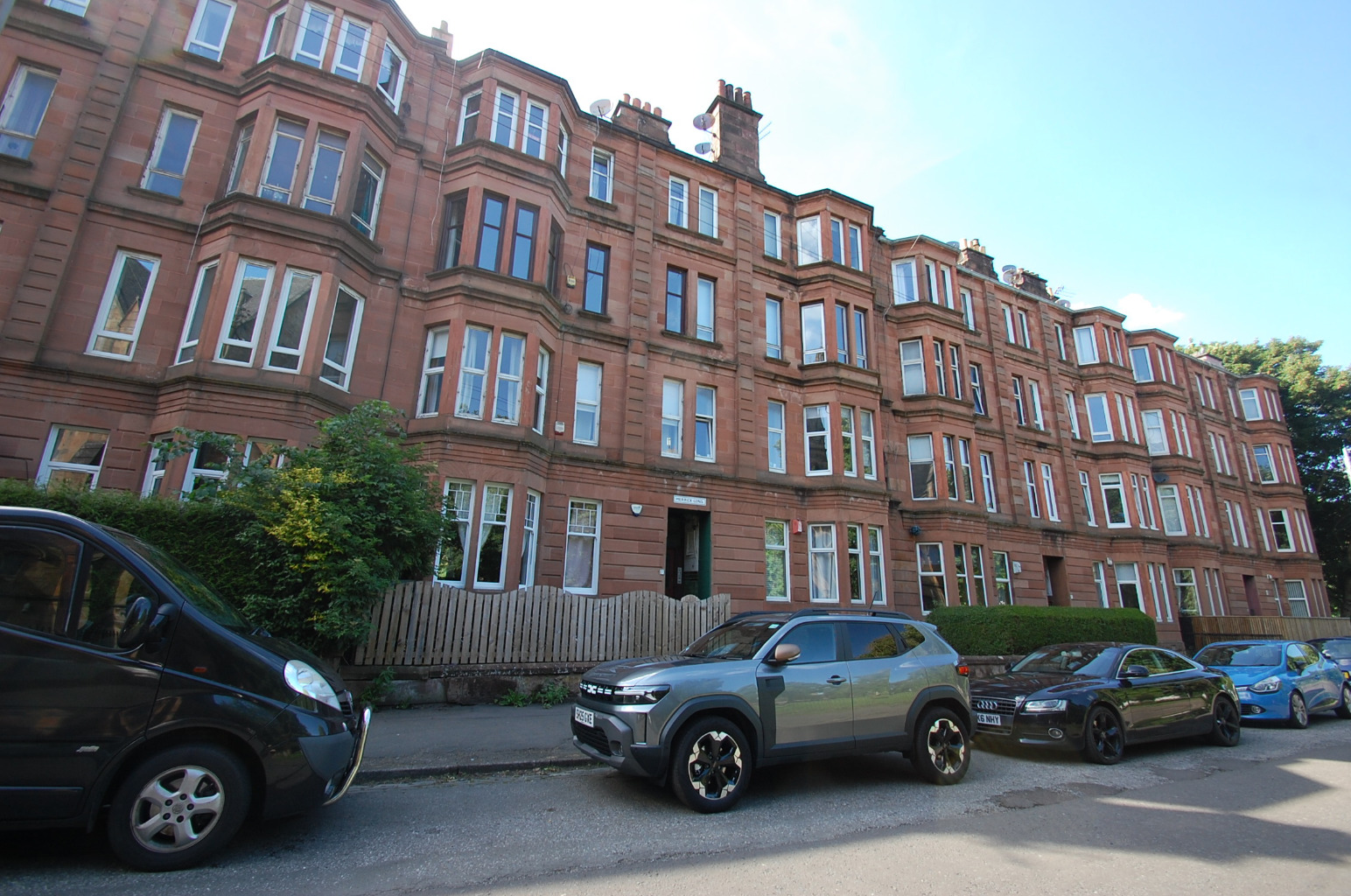 1 bed flat for sale in Merrick Gardens, City of Glasgow - Property Image 1