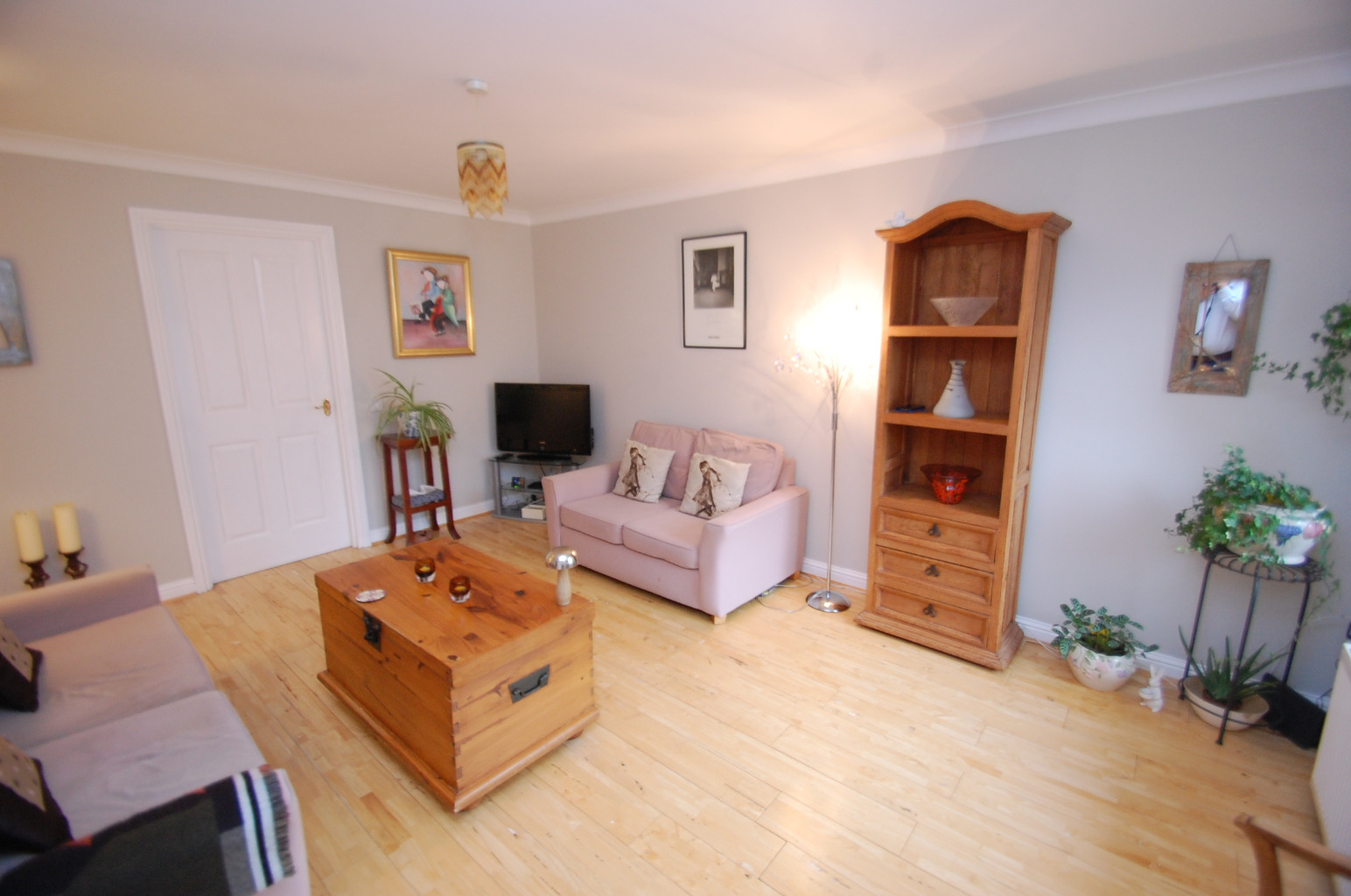 2 bed terraced house for sale in Hardridge Road, Glasgow  - Property Image 2