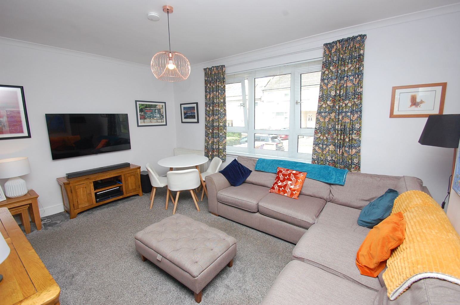 3 bed terraced house for sale in Hyndal Avenue, Glasgow  - Property Image 4