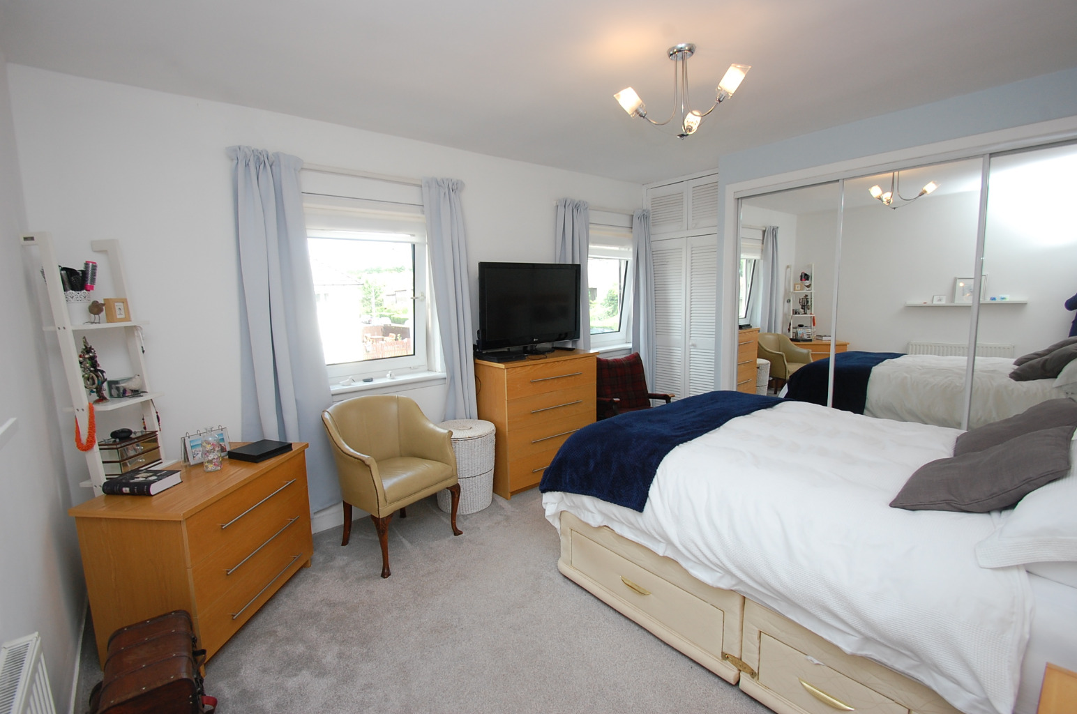 3 bed terraced house for sale in Hyndal Avenue, Glasgow  - Property Image 16
