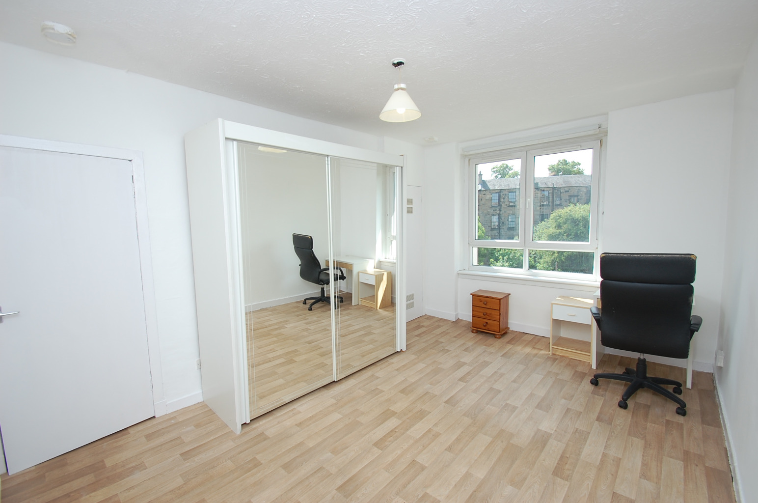 2 bed flat for sale in Middleton Street, Glasgow  - Property Image 7