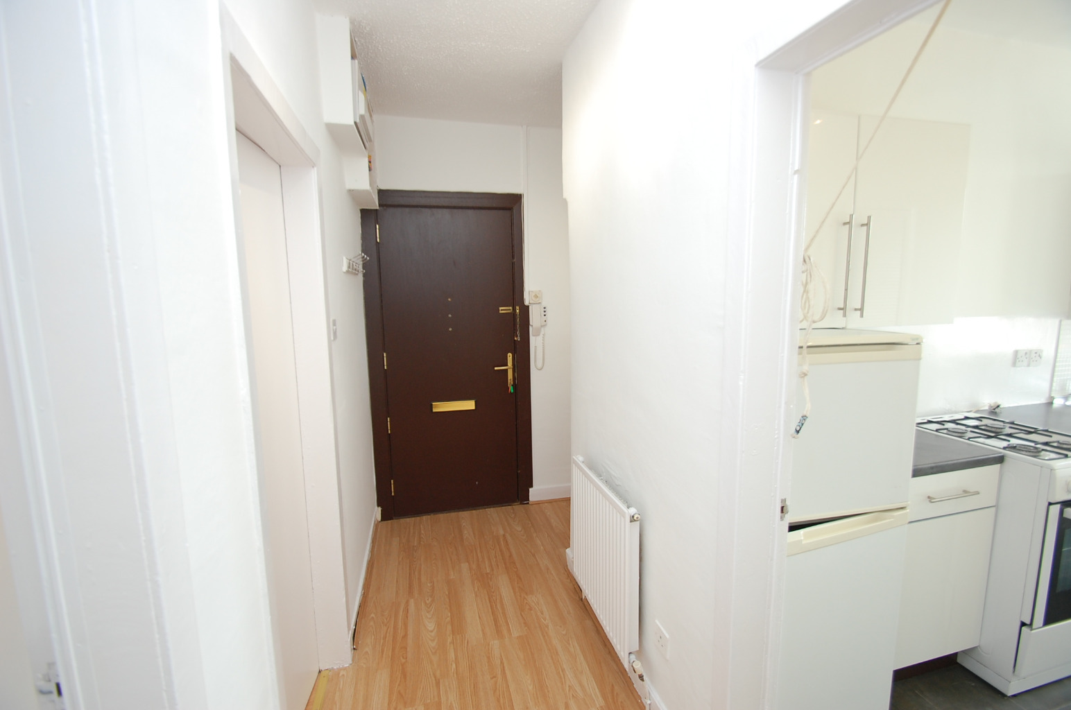2 bed flat for sale in Middleton Street, Glasgow  - Property Image 4