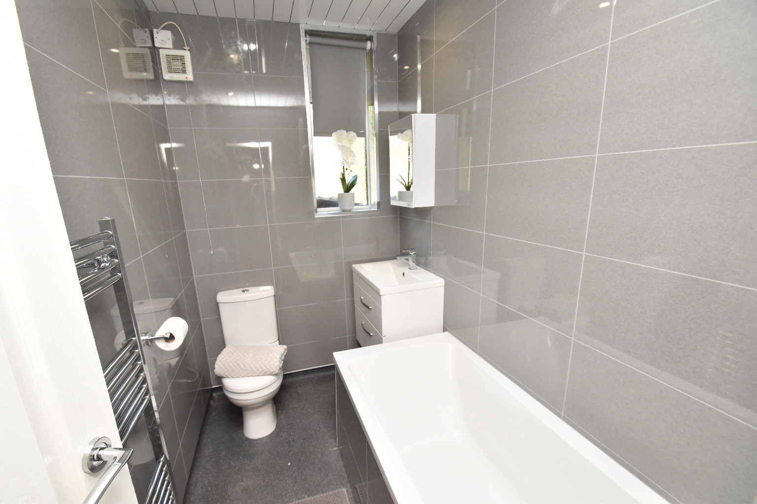 3 bed flat for sale in Meiklerig Crescent, Glasgow  - Property Image 6