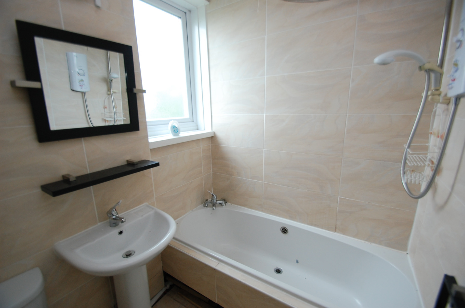 2 bed flat for sale in Angus Avenue, Glasgow  - Property Image 11