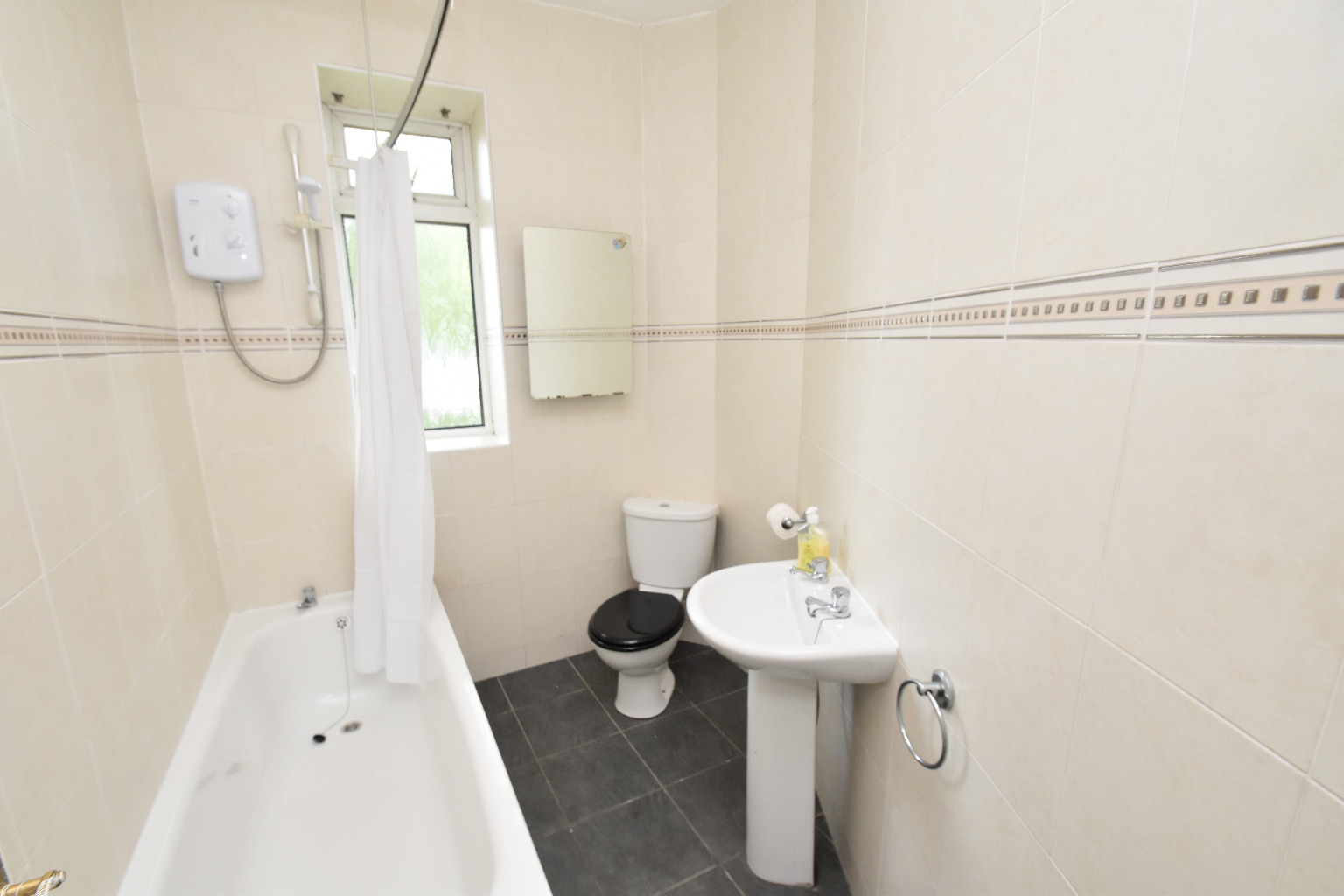 2 bed flat for sale in Bunessan Street, Glasgow  - Property Image 7