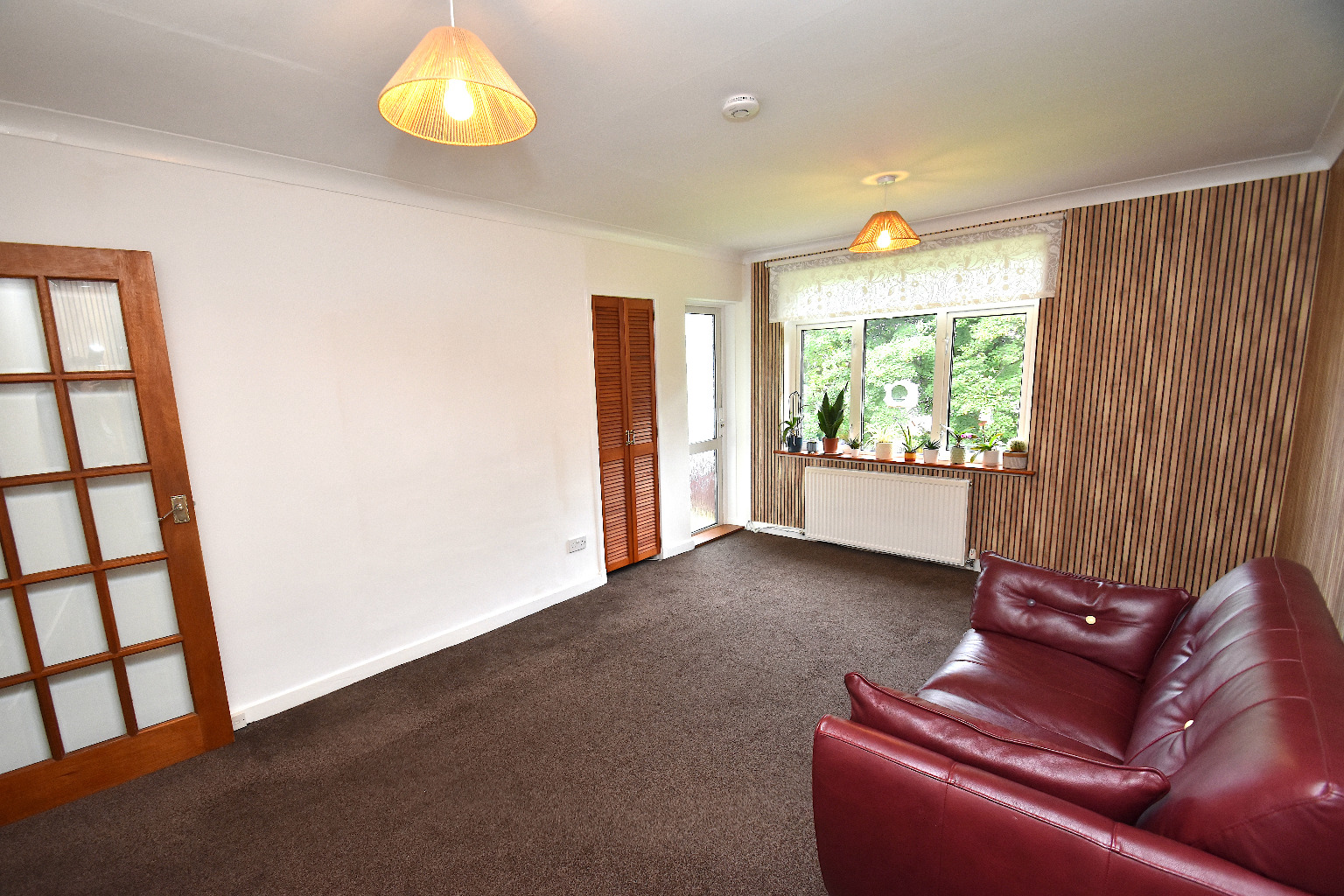 2 bed flat for sale in Cairnhill Circus, Glasgow  - Property Image 2