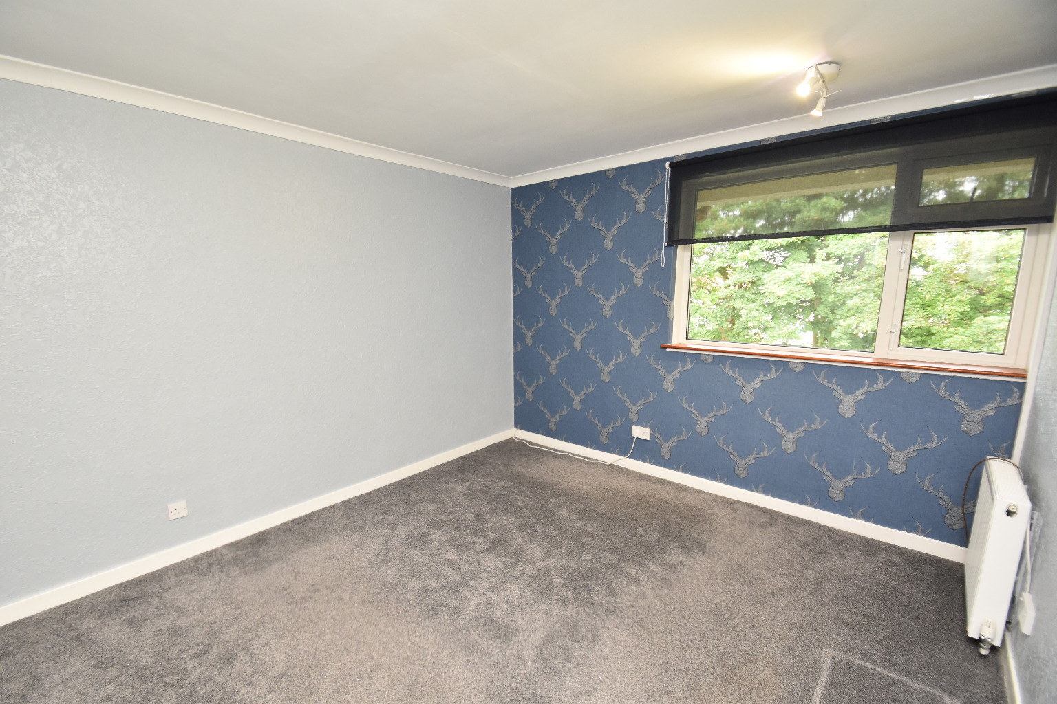 2 bed flat for sale in Cairnhill Circus, Glasgow  - Property Image 9