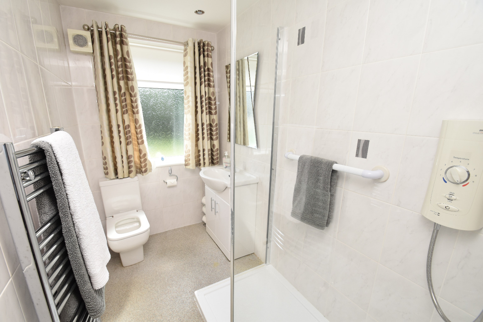 3 bed terraced house for sale in Linburn Road, Glasgow  - Property Image 5