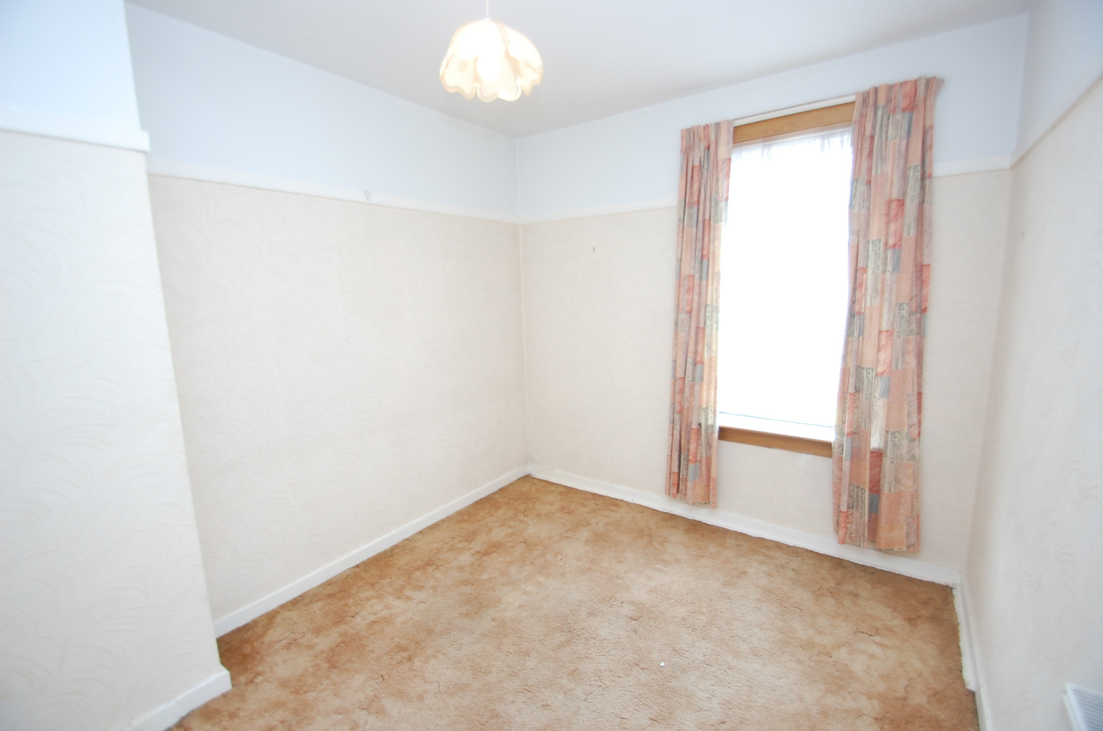 3 bed terraced house for sale in Alness Crescent, Glasgow  - Property Image 5