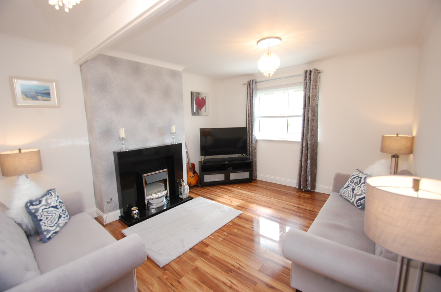 3 bed flat for sale in Bankfoot Drive, Glasgow  - Property Image 2