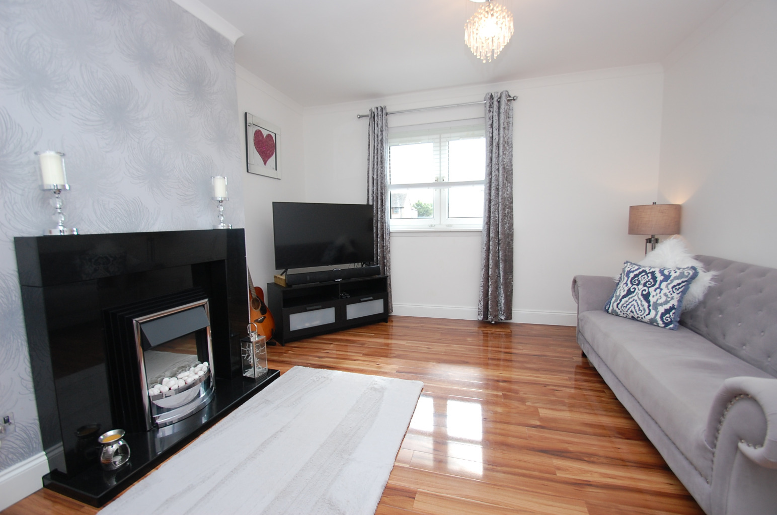 3 bed flat for sale in Bankfoot Drive, Glasgow  - Property Image 5