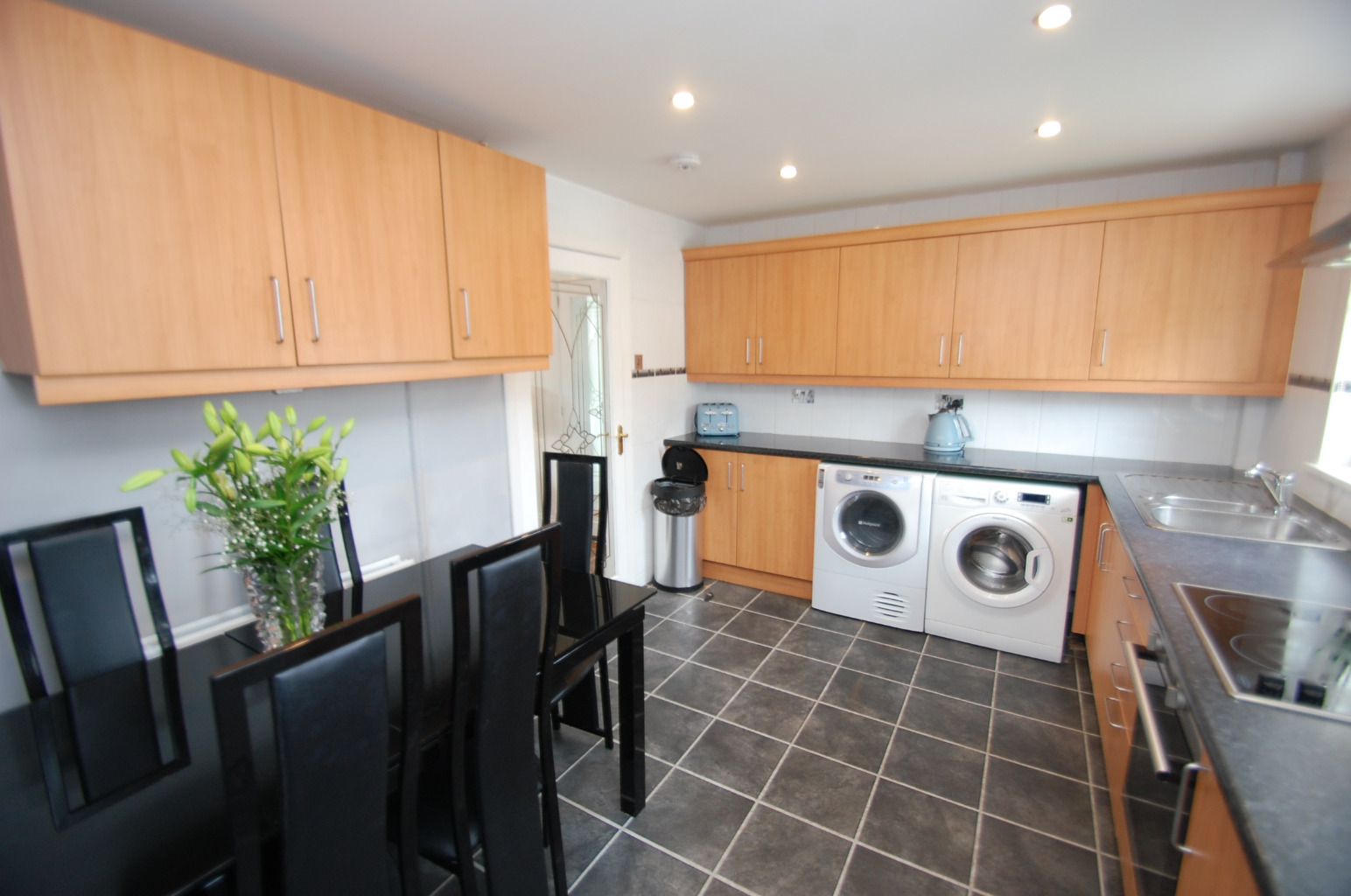 3 bed flat for sale in Bankfoot Drive, Glasgow  - Property Image 8