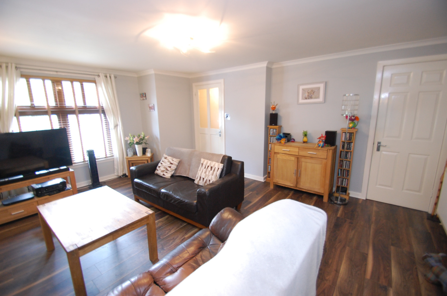 3 bed terraced house for sale in Glen Affric Avenue, Glasgow  - Property Image 4