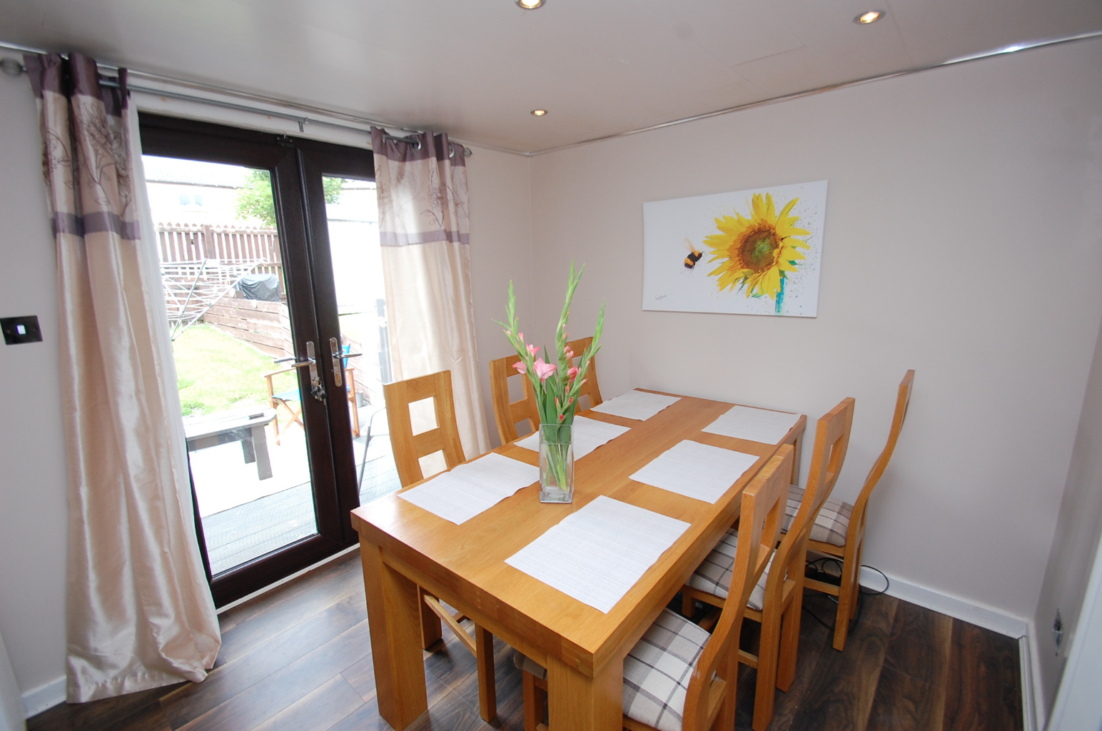 3 bed terraced house for sale in Glen Affric Avenue, Glasgow  - Property Image 11