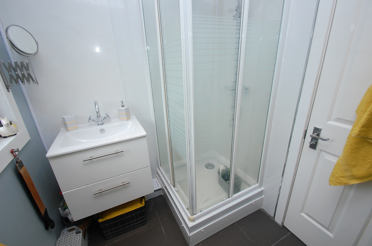 3 bed terraced house for sale in Glen Affric Avenue, Glasgow  - Property Image 25