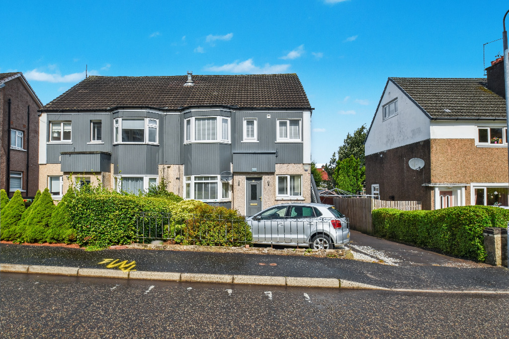 2 bed flat for sale in Iain Road, East Dunbartonshire  - Property Image 13
