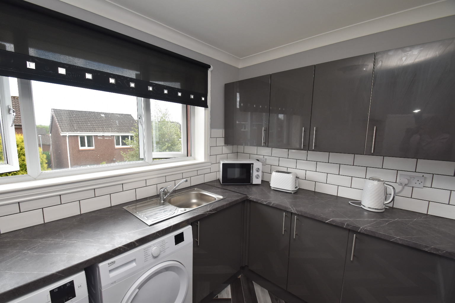 2 bed flat for sale in Mulben Place, Glasgow  - Property Image 6