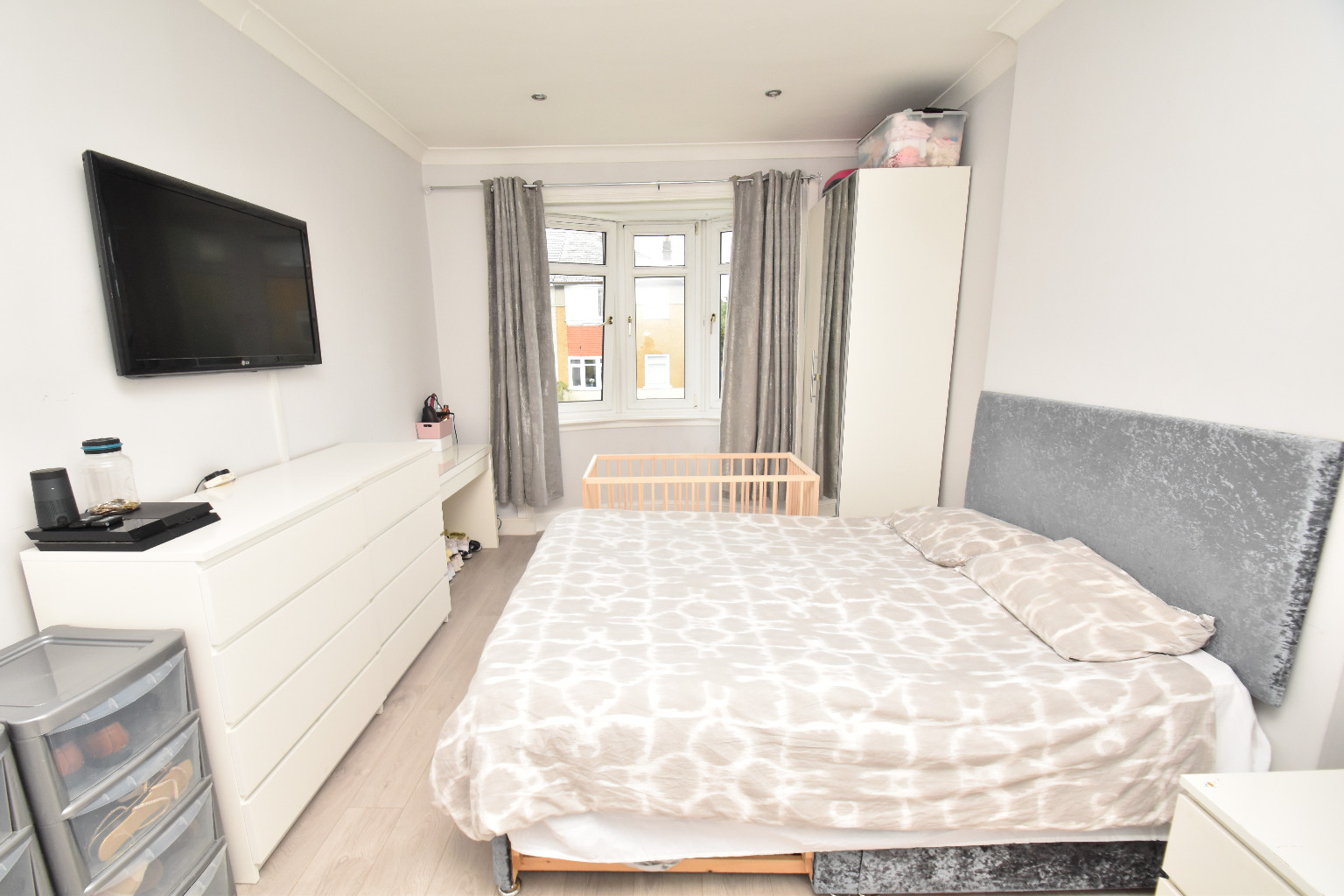 3 bed flat for sale in Dryburn Avenue, Glasgow  - Property Image 8