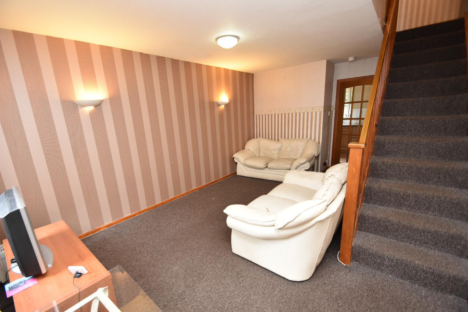 2 bed semi-detached house for sale in Mavisbank Gardens, Glasgow  - Property Image 3
