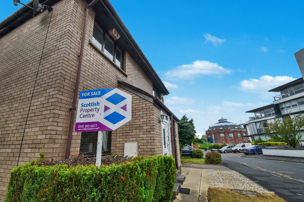 2 bed semi-detached house for sale in Mavisbank Gardens, Glasgow  - Property Image 14