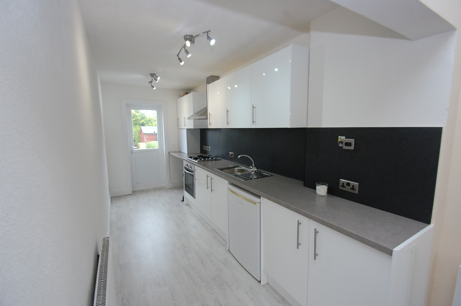 2 bed flat for sale in Talla Road, Glasgow  - Property Image 6