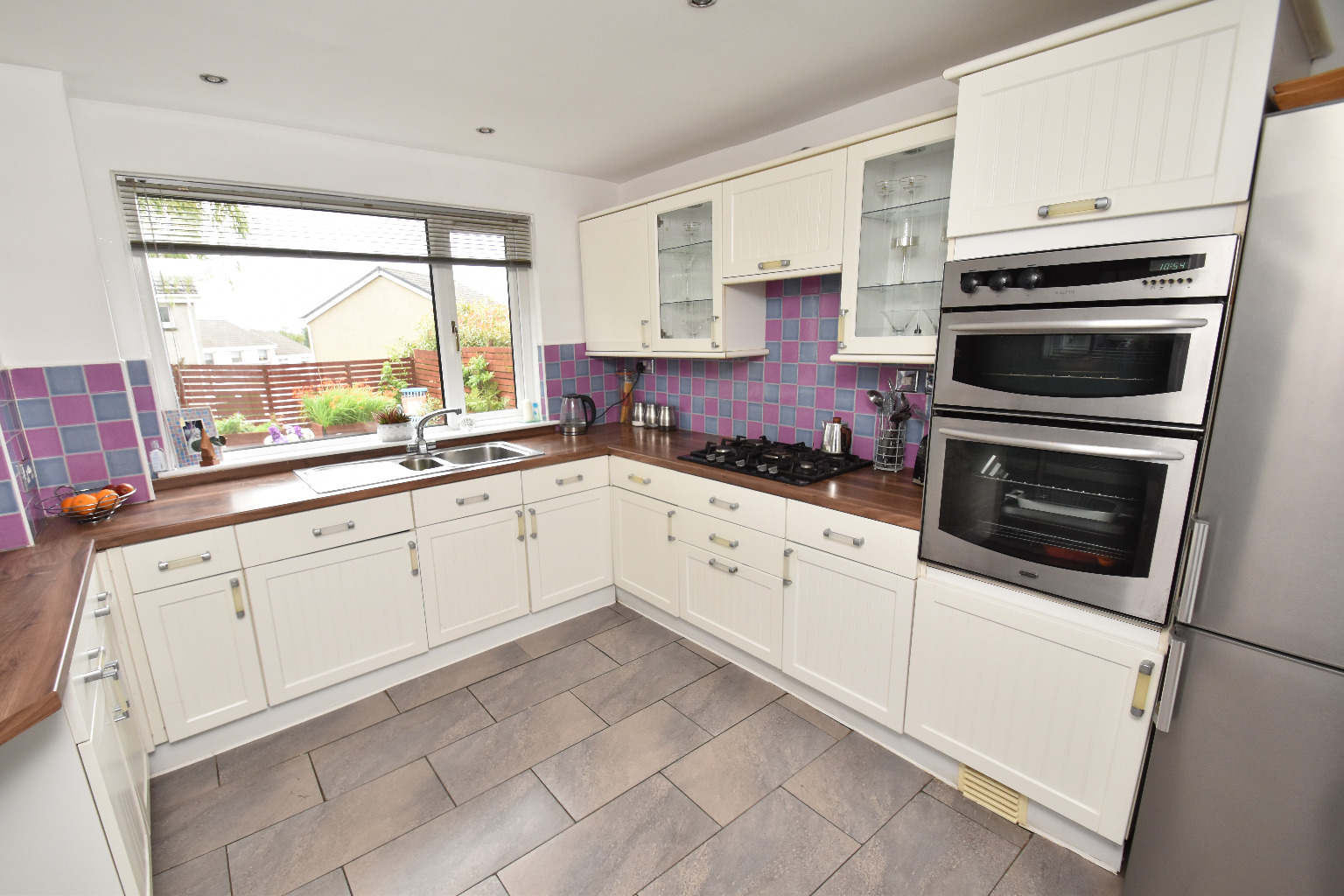 4 bed semi-detached house for sale in Mulben Terrace, Glasgow  - Property Image 5