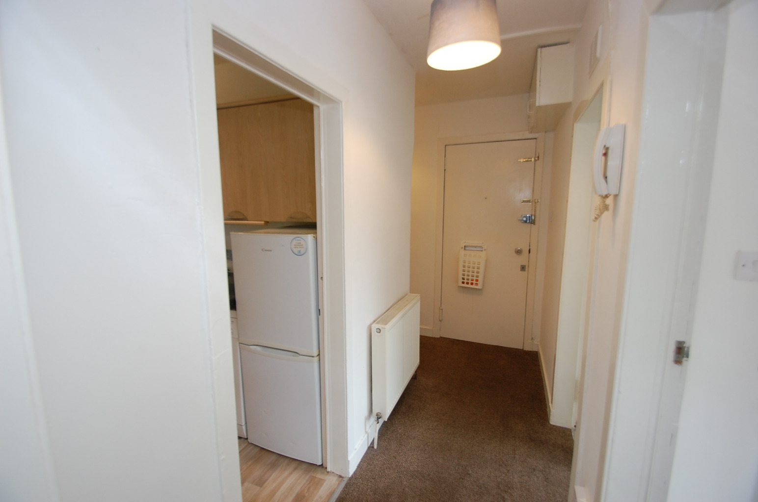 2 bed flat for sale in Bunessan Street, Glasgow  - Property Image 5