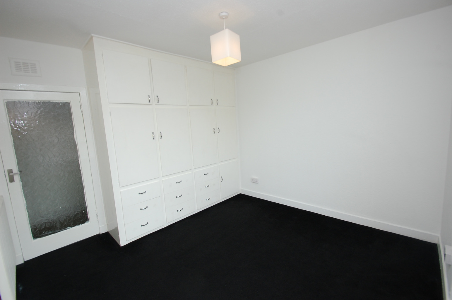 2 bed flat for sale in Bunessan Street, Glasgow  - Property Image 9