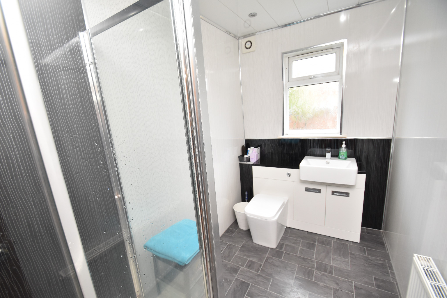 3 bed semi-detached house for sale in Ladybank Drive, Glasgow  - Property Image 10