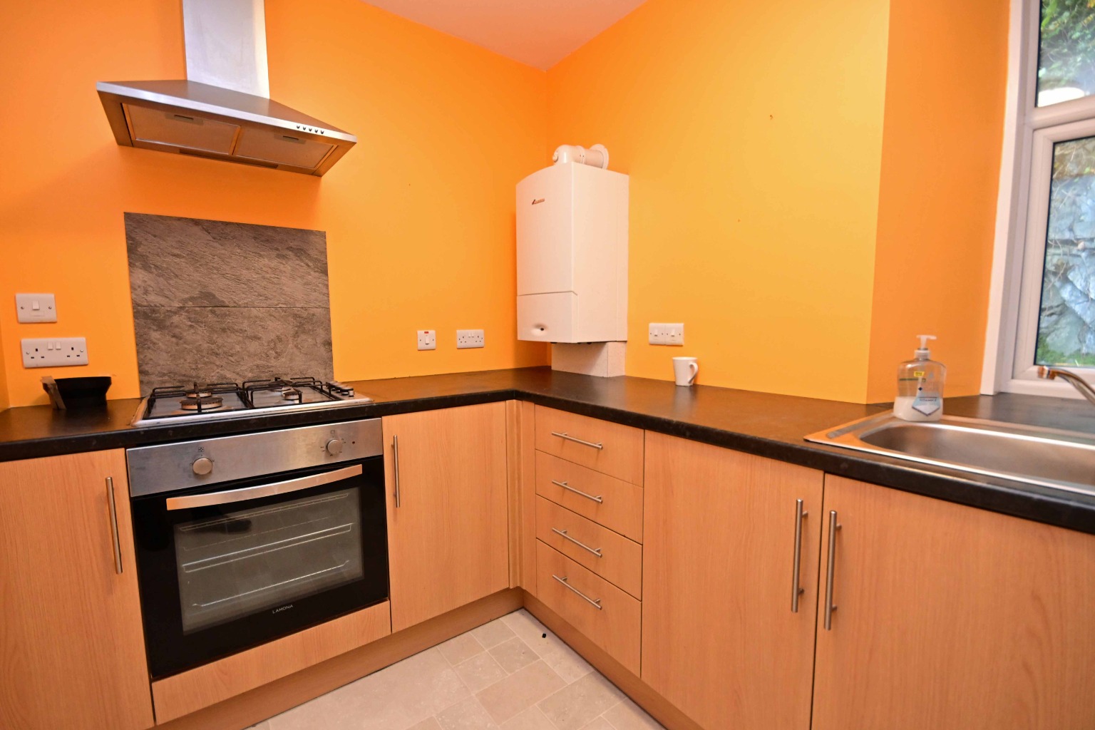 2 bed ground floor flat for sale in Shore Road, Dunoon  - Property Image 8