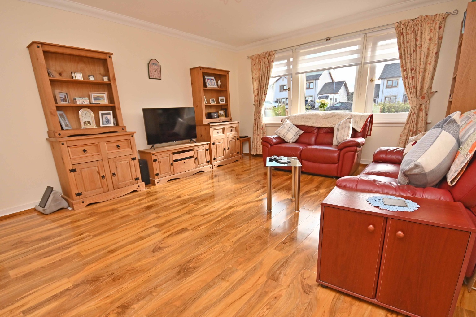 2 bed bungalow for sale in Birch Gate, Dunoon  - Property Image 6