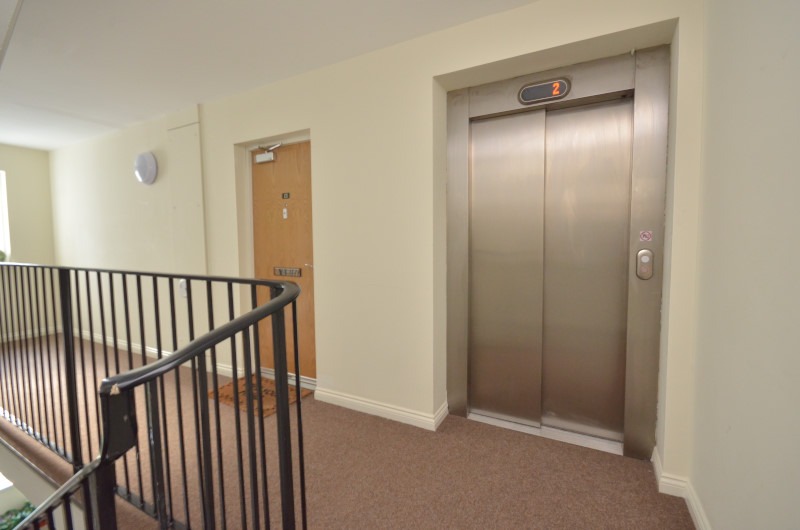 2 bed flat for sale in Moir Street, Dunoon  - Property Image 4