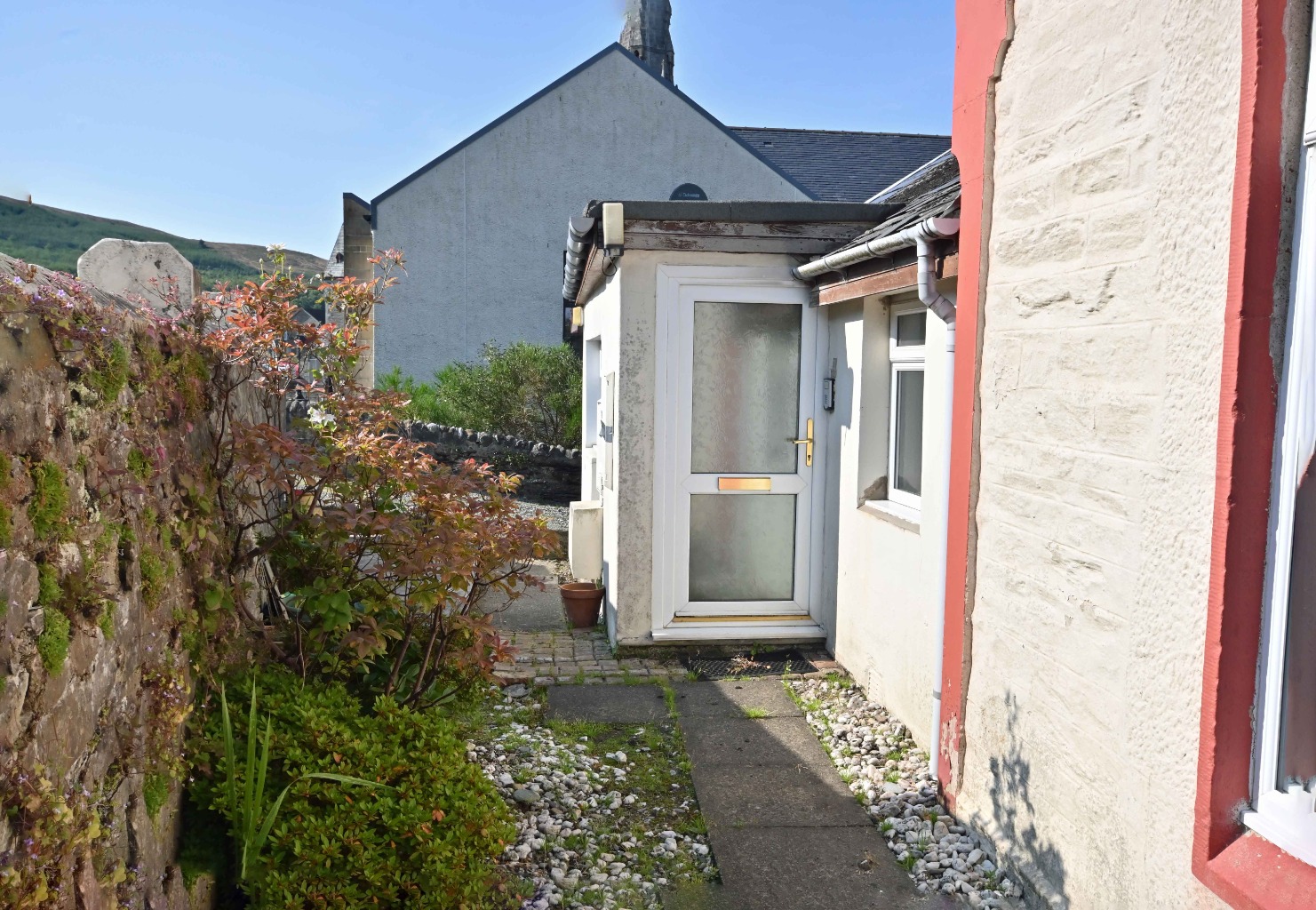 2 bed flat for sale in Royal Crescent  - Property Image 2