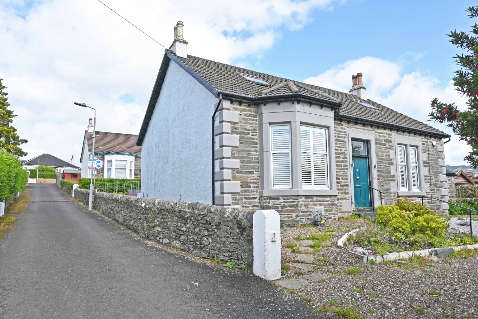 5 bed detached house for sale in Hunter Street, Dunoon - Property Image 1