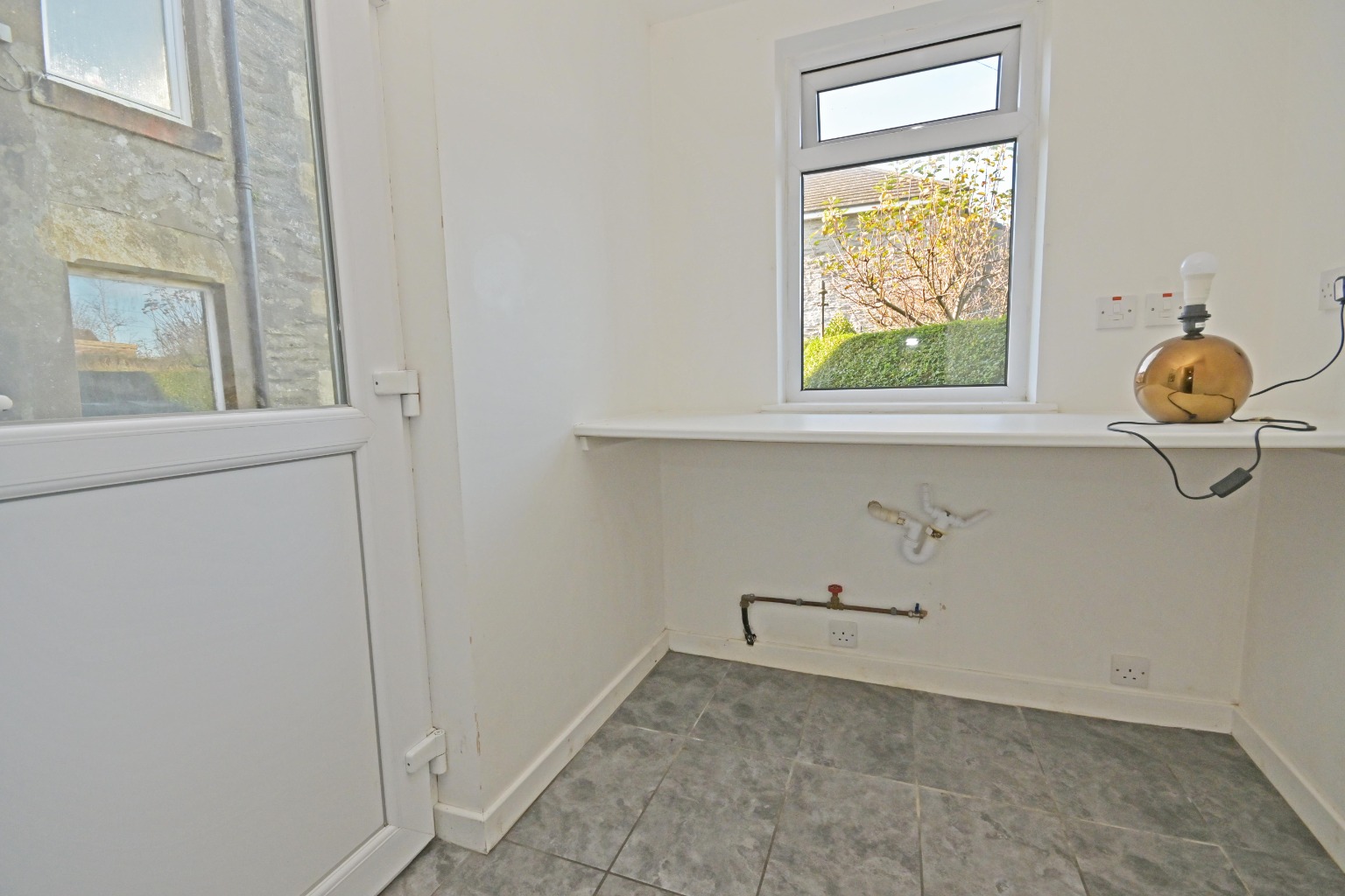 2 bed ground floor flat for sale in Victoria Road, Dunoon  - Property Image 10