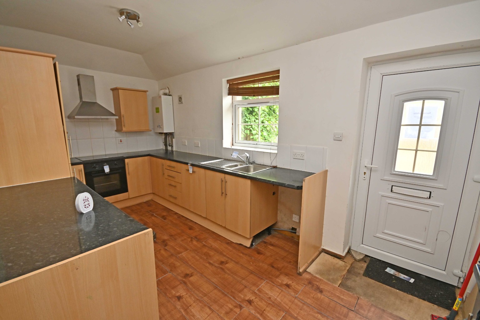 2 bed detached house for sale in Argyll Road, Dunoon  - Property Image 5